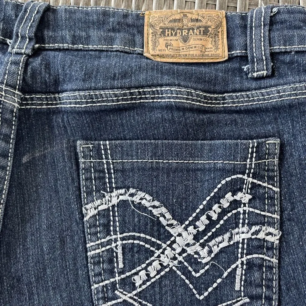 Hydrant Premium Junior Embroidered Denim Jean Shorts Summer Beach Size 13